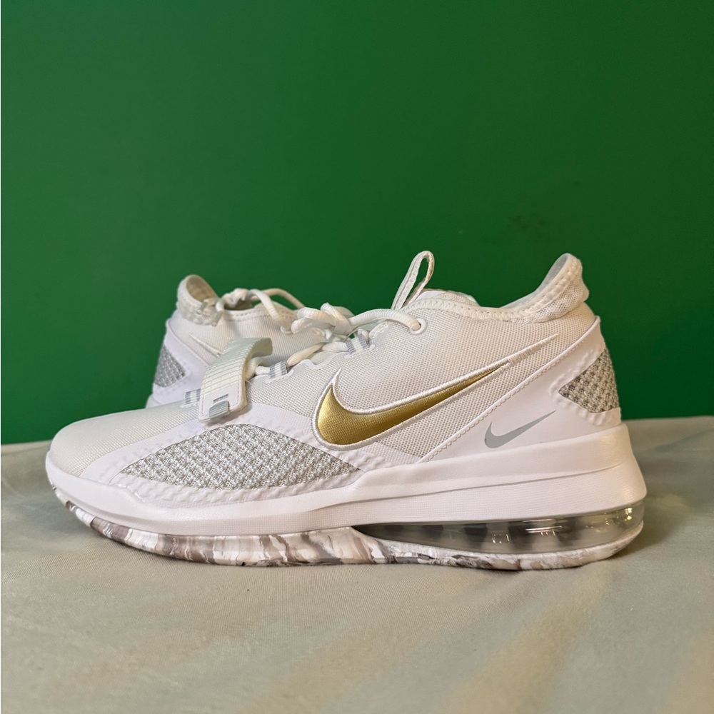 Nike Air Force max low white gold size 12